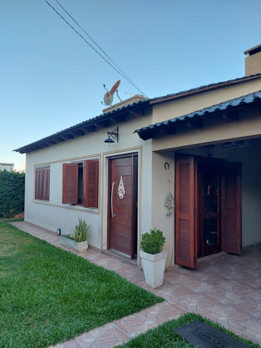 Rua Francisco Carlos Reverbel, 1001 casa 3